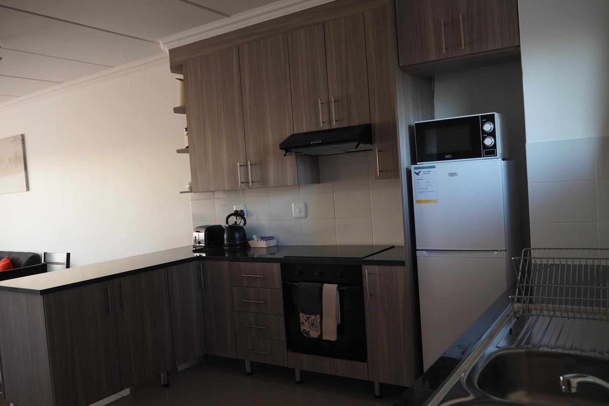 Or Tambo Self Catering Apartments, The Willows Boksburg Kültér fotó