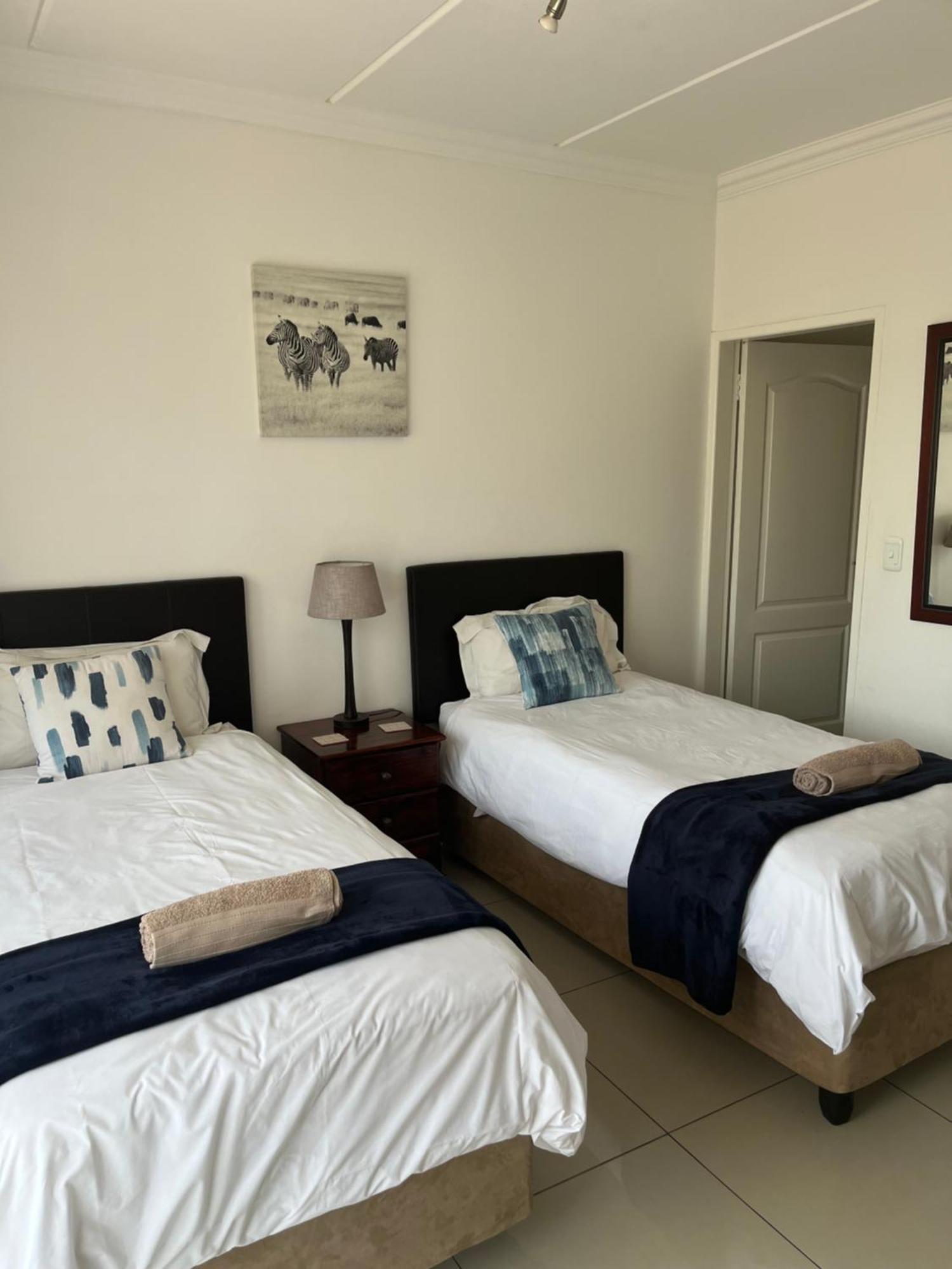 Or Tambo Self Catering Apartments, The Willows Boksburg Kültér fotó